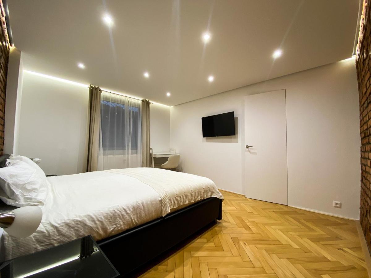 Luxury Apartment In The City Centre Košice Esterno foto